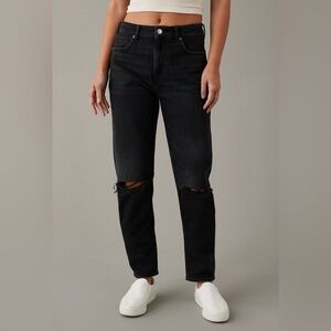 American Eagle Strigid Mom Jean